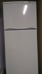 Холодильник с морозильником ATLANT,  состояния отличная - 2015 г. имеет